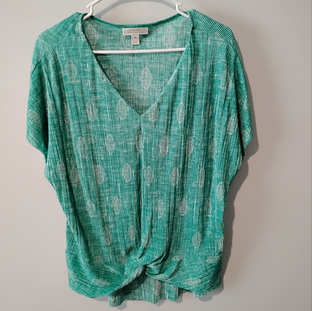 Dana Buchman High- Low Green and White Patterned Blouse